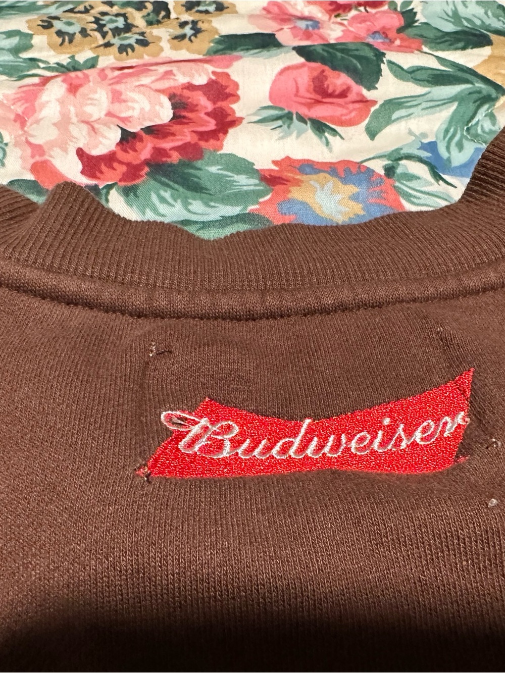 Budweiser Brown Crewneck with White Logo - Picture 6 of 6